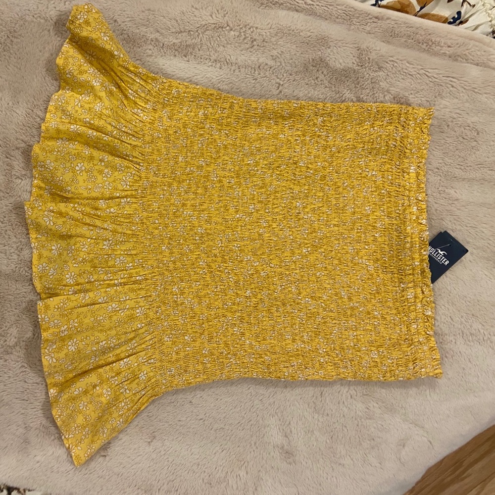 NWT!! Ruffled Hollister Floral Yellow Skirt